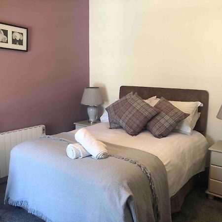 Perfect Apartment In Ideal Location เอนนิสไทมอน ภายนอก รูปภาพ
