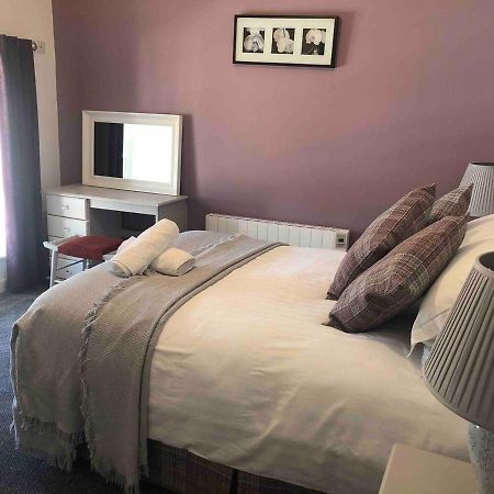 Perfect Apartment In Ideal Location เอนนิสไทมอน ภายนอก รูปภาพ