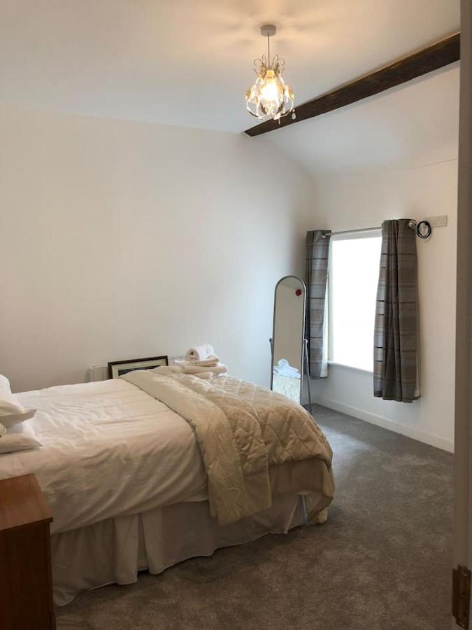Perfect Apartment In Ideal Location เอนนิสไทมอน ภายนอก รูปภาพ